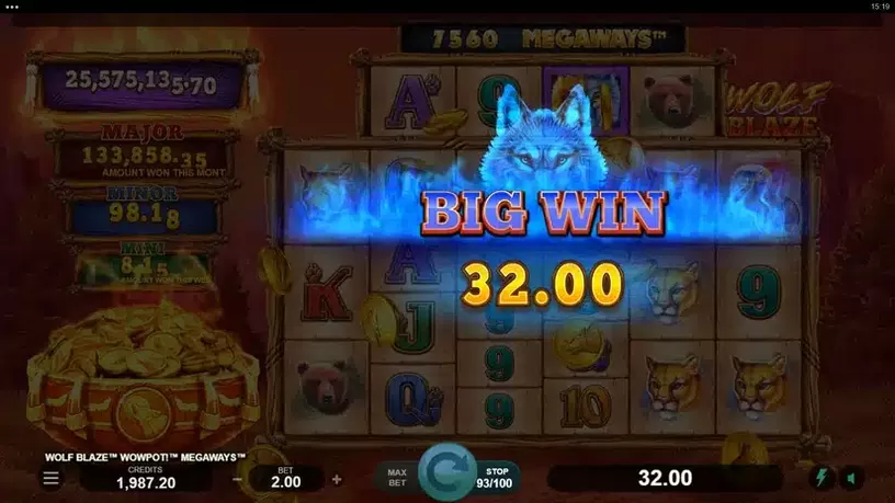 Wolf Blaze WOWPOT! Megaways slot screenshot 4
