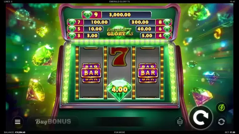 Emerald Glory 7s slot screenshot 2