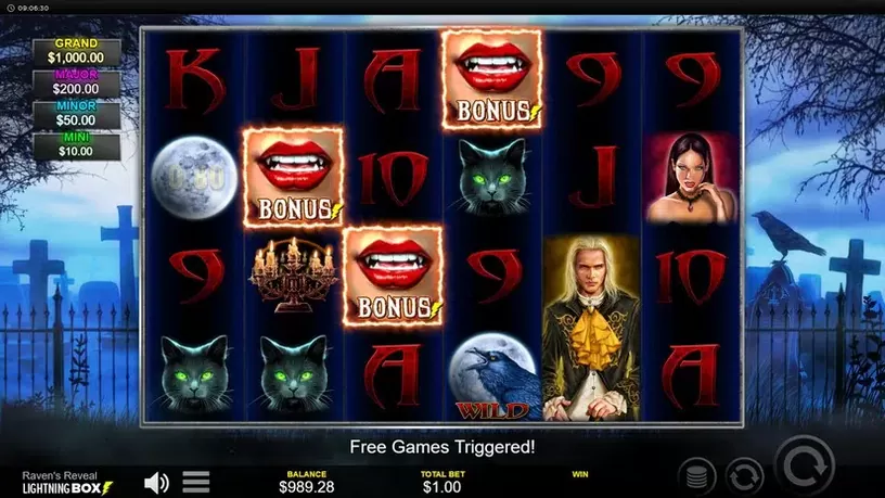 Raven’s Reveal slot screenshot 4