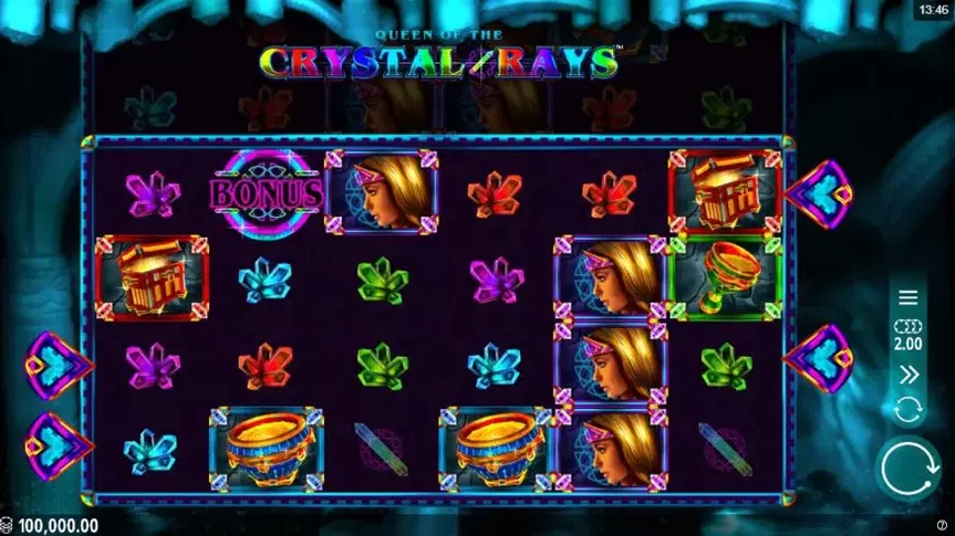 Queen of the Crystal Rays slot screenshot 1