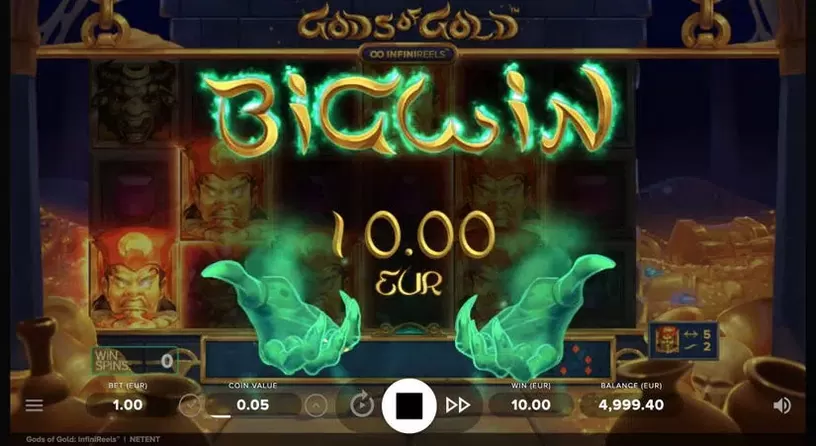 Gods of Gold Infinireels slot screenshot 3