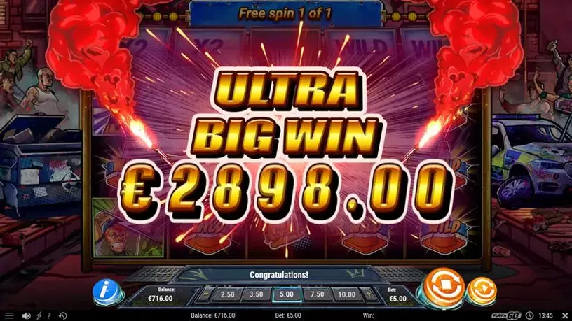 Hooligan Hustle slot screenshot 8
