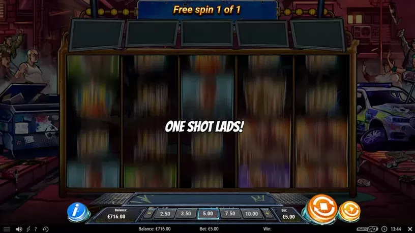 Hooligan Hustle slot screenshot 5