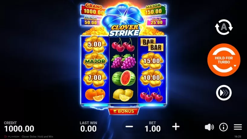 Clover Strike: Hold and Win slot screenshot 1