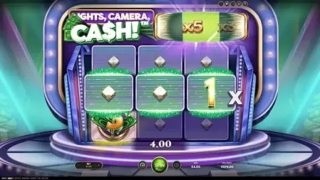 Lights, Camera, Cash! slot screenshot 5