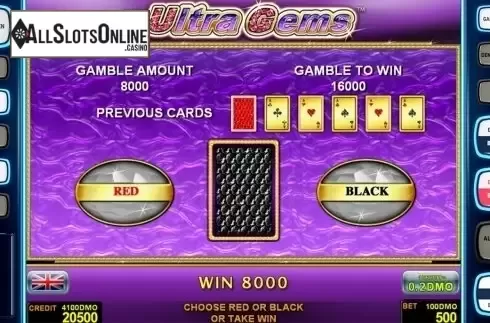 Gamble game screen . Ultra Gems Deluxe from Novomatic