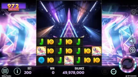 Hottie’s Paradise slot screenshot 2