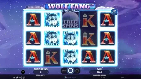 Wolf Fang Snowfall slot screenshot 4