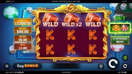 Snake Fortune Hold and Win slot screenshot 1