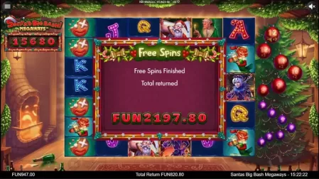 Santa's Big Bash Megaways slot screenshot 7