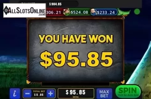 Free Spins. 101 Wolfpack from GMW