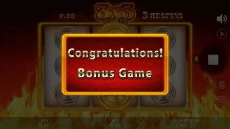 3X3: Hold The Spin slot screenshot 3
