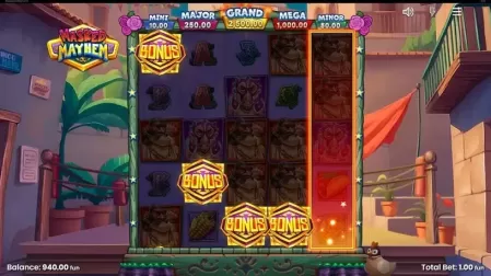 Masked Mayhem slot screenshot 2
