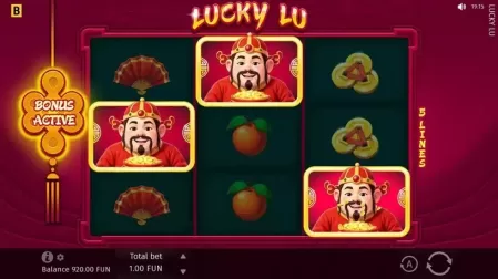 Lucky Lu slot screenshot 3