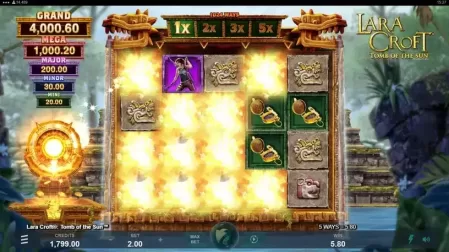 Lara Croft Tomb of the Sun slot screenshot 3