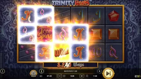 Trinity Reels slot screenshot 2