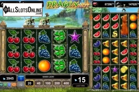 Expanding wild screen. Dragon Hot from EGT