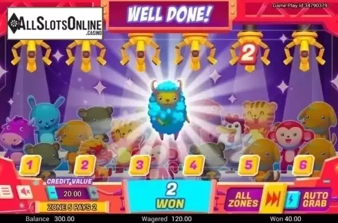 Game Screen 3. Golden Claw from TOP TREND GAMING