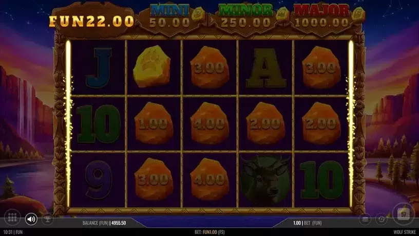 Wolf Strike slot screenshot 3