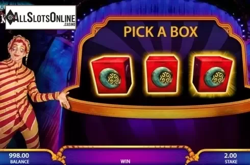 BonusGame: Pick Objects screen. Cirque Du Soleil Kooza from Bally