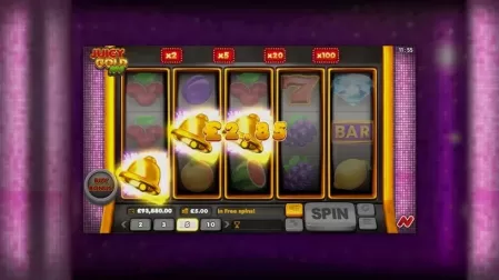 Juicy Gold 100 slot screenshot 2