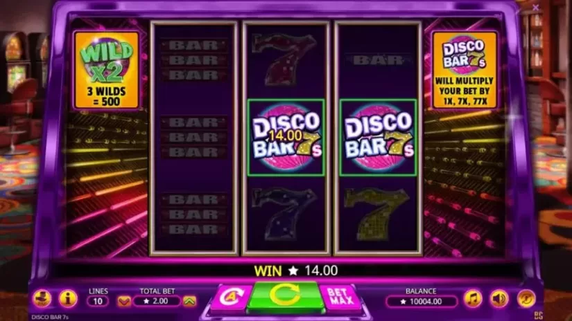 Disco Bar 7s slot screenshot 3