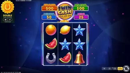 Twin Cash: Hold & Win slot screenshot 1