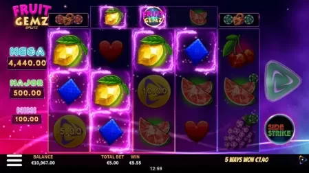 Fruit Gemz Splitz slot screenshot 2