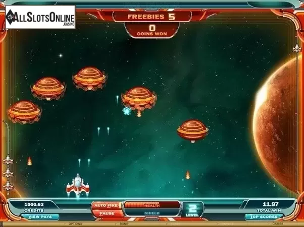 Screen9. Max Damage and the Alien Attack from Microgaming