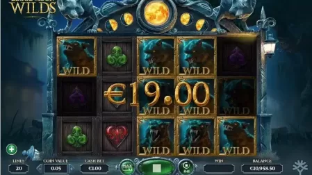 Blood Moon Wilds slot screenshot 3