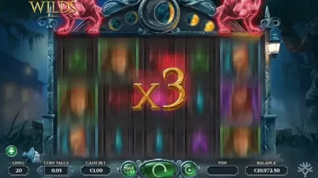 Blood Moon Wilds slot screenshot 2