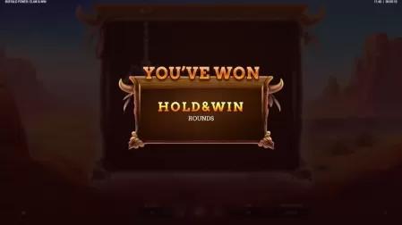 Buffalo Power Claw: Hold and Win slot screenshot 3