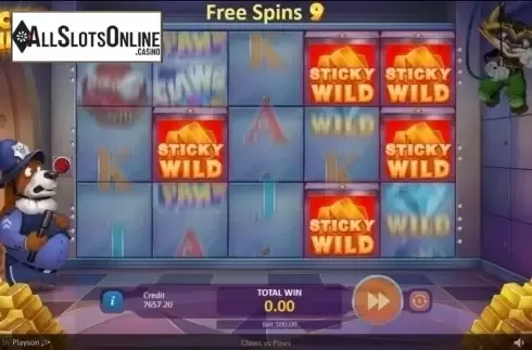 Sticky Wilds screen. Claws vs Paws from Playson