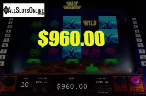 Screen9. Space Invaders from Playtech