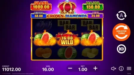 Crown & Diamonds: Hold and Win slot screenshot 2