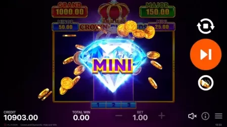 Crown & Diamonds: Hold and Win slot screenshot 6