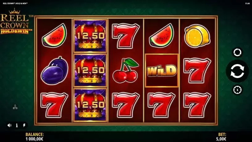 Reel Crown: Hold & Win slot screenshot 1