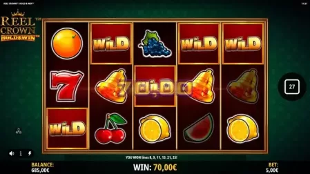 Reel Crown: Hold & Win slot screenshot 3