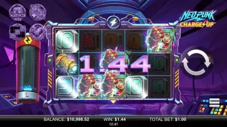 Neopunk Charge Up slot screenshot 2