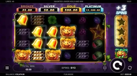Haunted Joker Hold and Win slot screenshot 3