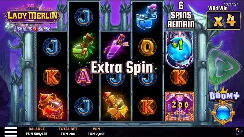 Lady Merlin Lightning Chase slot screenshot 5