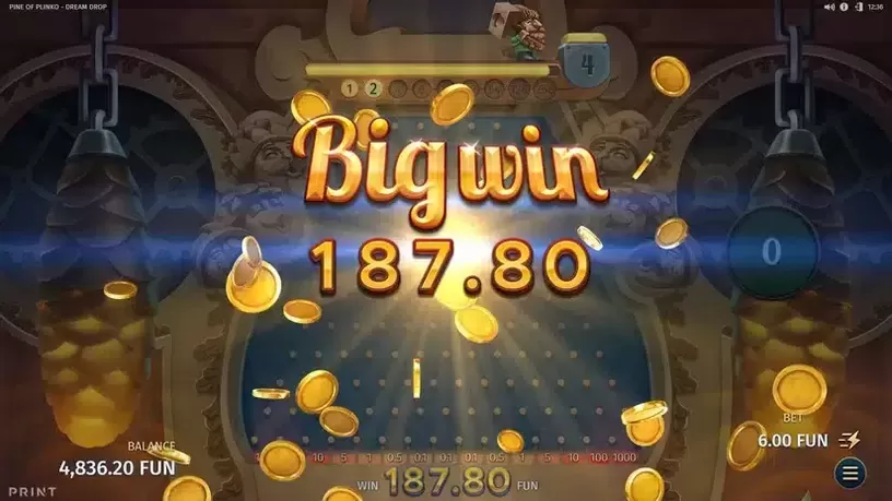 Pine of Plinko Dream Drop slot screenshot 