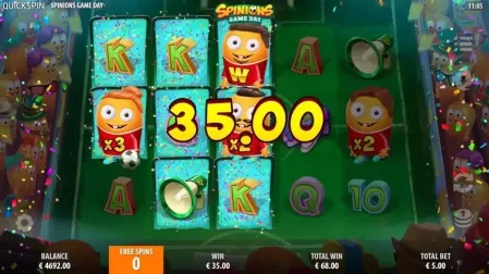 Spinions Game Day slot screenshot 7