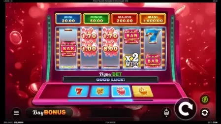 Piggy Bank Plunder Hold and Win slot screenshot 1