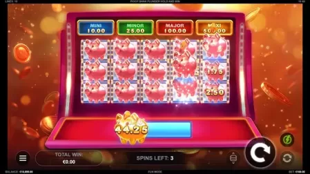Piggy Bank Plunder Hold and Win slot screenshot 4